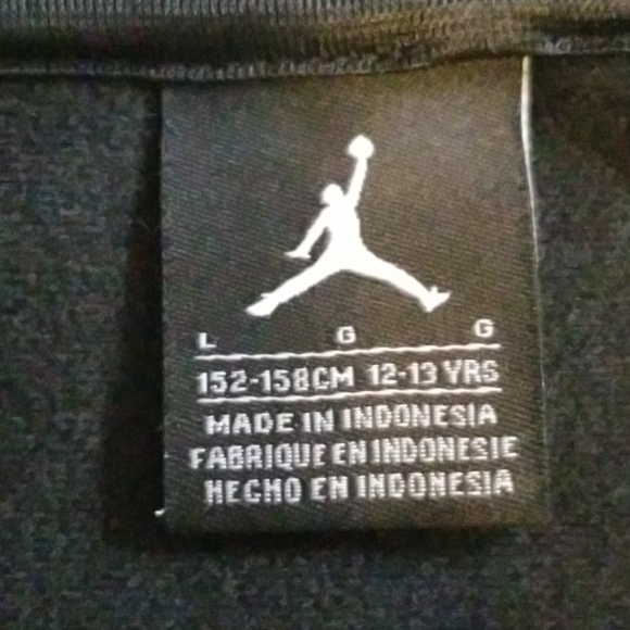 Big boys Jordan jacket and pants - Picture 5 of 11